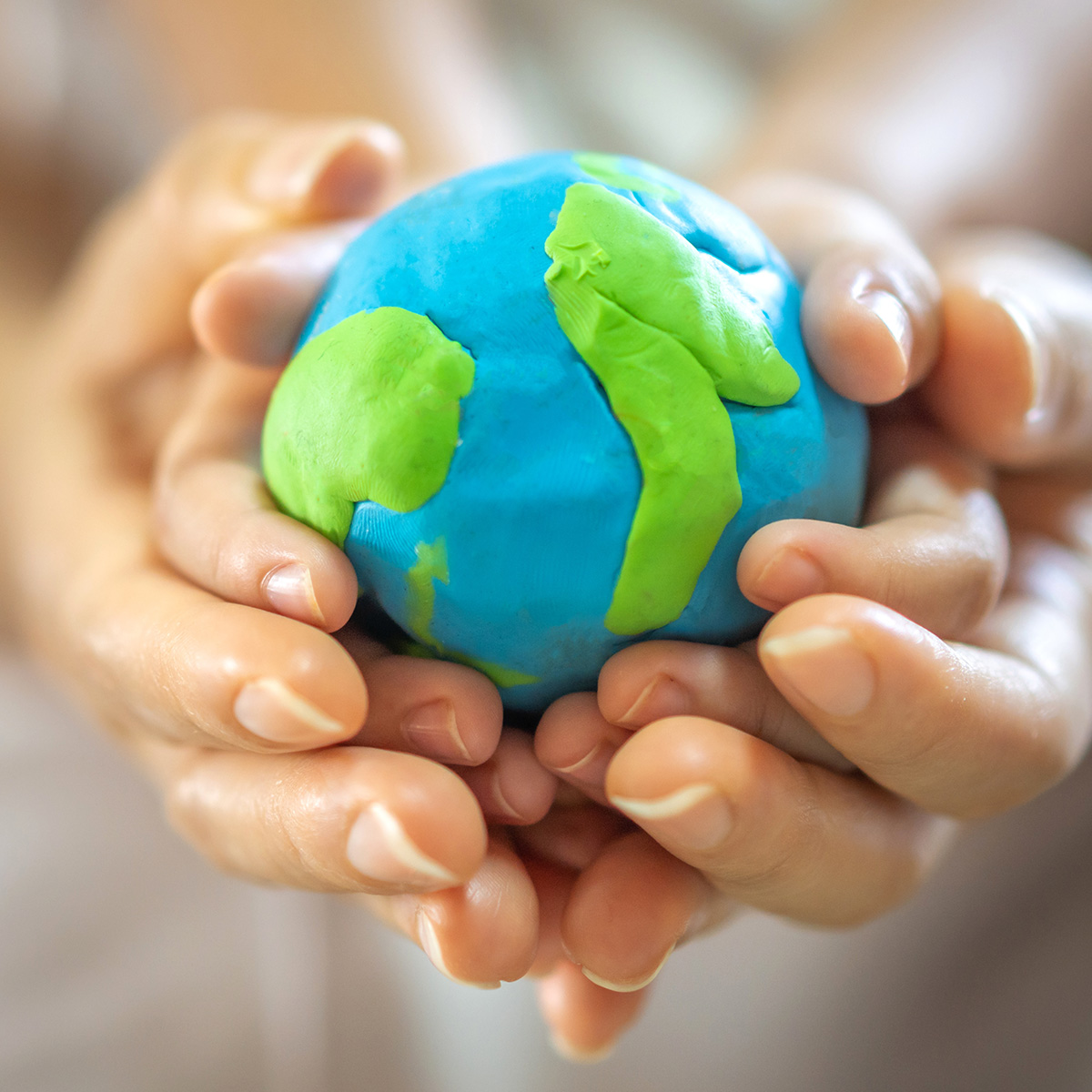 Scope_Zero_Page_Image_16x9_Public_Engagement_Sustainable_World